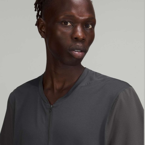 Lululemon All Terrain Short Sleeve
Shirt Men’s Size XL - Picture 4 of 10